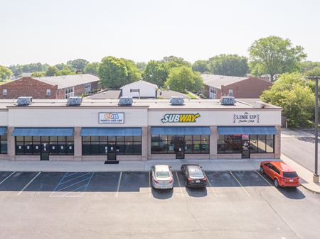 Photo of commercial space at 2121 S. Reynolds in Toledo
