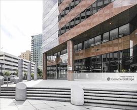 Wells Fargo Plaza