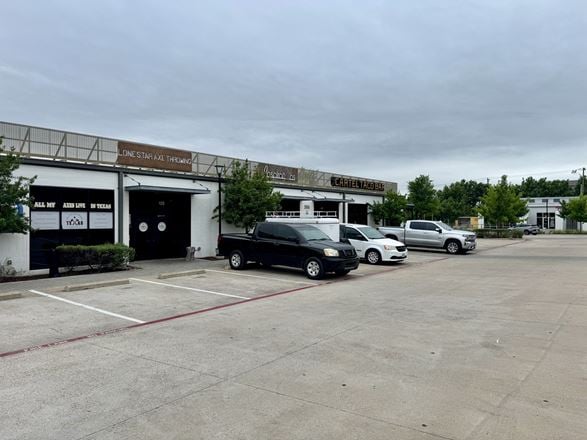 506 East Division Street