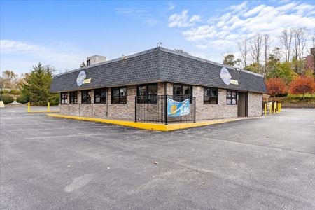 Retail space for Sale at 3008 7th Ave in Rock Island