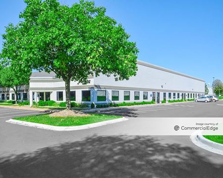 Detroit Metro Airport Center - 11677 Wayne Road & 11700 Metro Airport Center Drive - Romulus