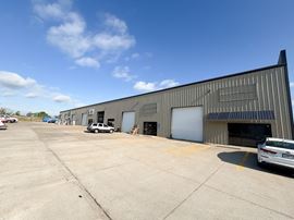 FOR LEASE: Ozark Office/Warehouse Space