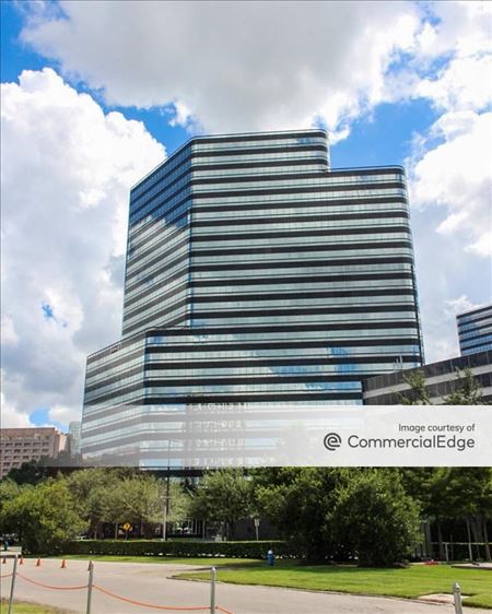 Photo of commercial space at 1980 Post Oak Boulevard in Houston