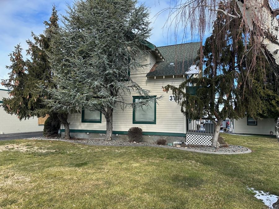 3104 W Kennewick Ave Suite C