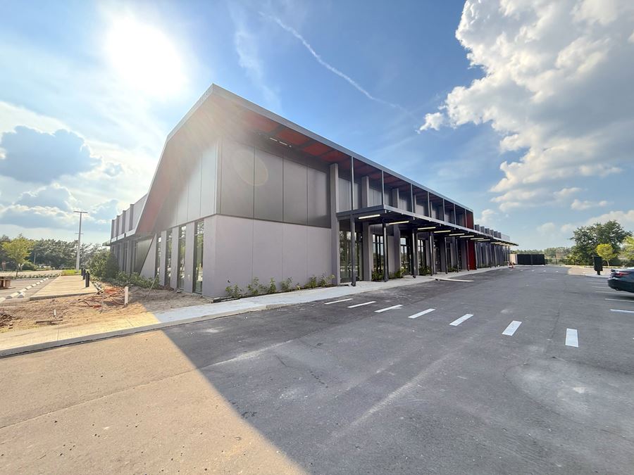 7483 Sand Lake Commons Blvd
