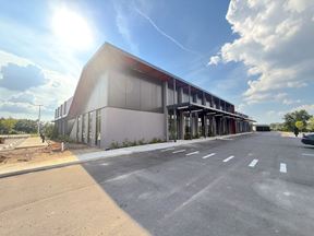 7483 Sand Lake Commons Blvd