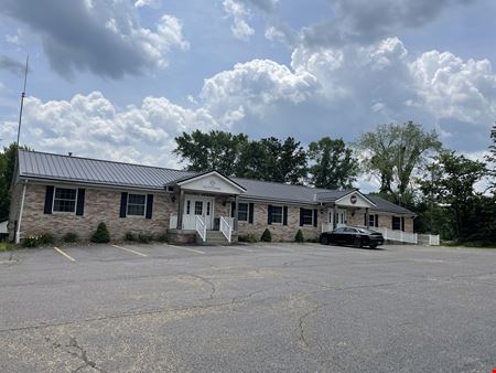 Photo of commercial space at 2930 Edison Street Northeast in Hartville