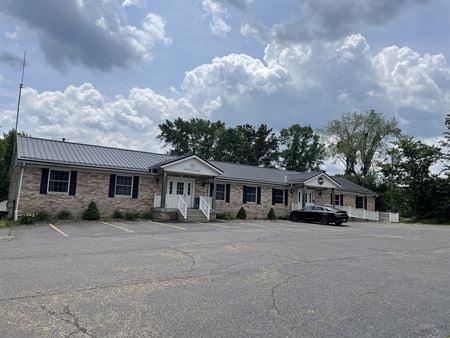 Office space for Rent at 2930 Edison Street Northeast in Hartville