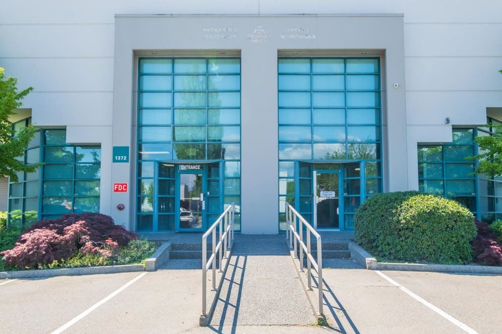 Cliveden Centre 2