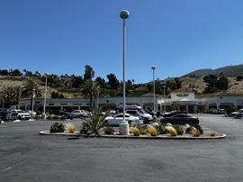 GREEN RIVER PROMENADE (Strip Center)