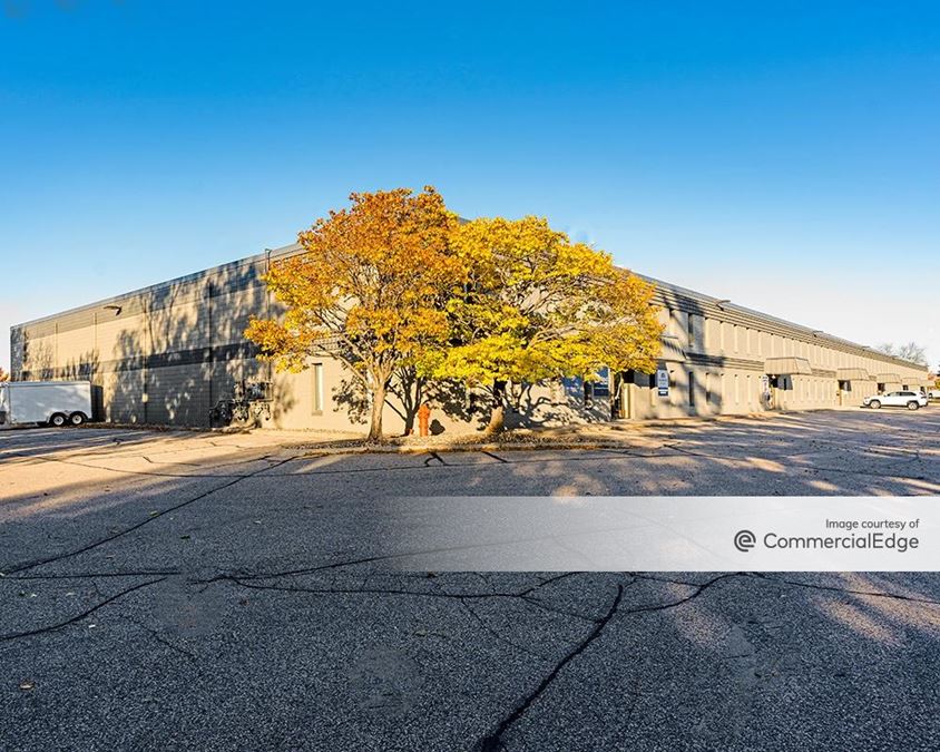 2000 2110 West 98th Street 2000 West 98th Street Industrial Space