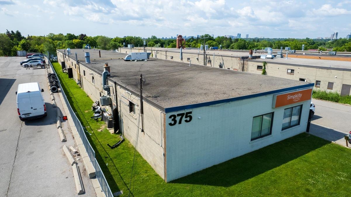 375 John Street, Markham, ON L3T 5W5