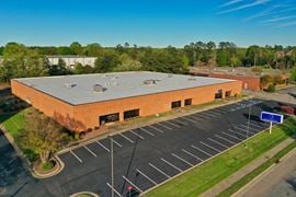 2705 Noblin Rd