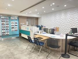 37-20 Prince St, #4B