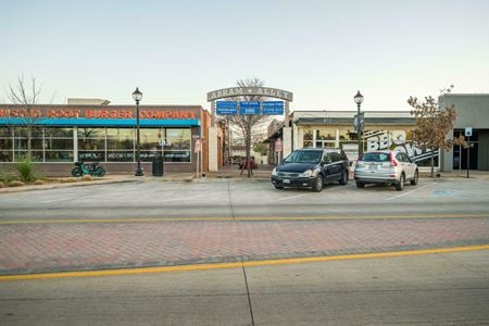 Retail space for Rent at 300 E Abram St in Arlington