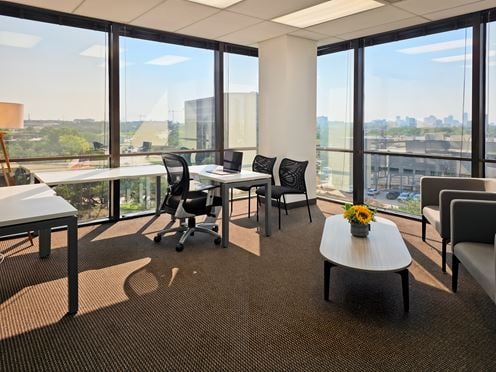Regus - Dallas - Mockingbird Towers