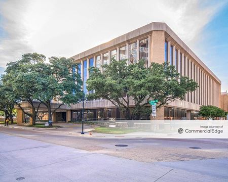 Photo of commercial space at 1000 Belleview Street in Dallas