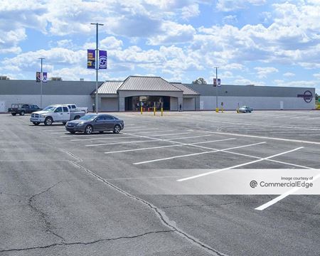 Retail space for Rent at 8701 West McDowell Road in Tolleson