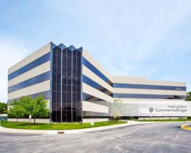 Tri-State International Office Center - 25 Tri-State International