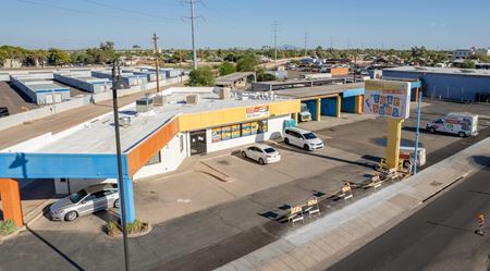 Building w/Drive Thru Potential near Baseline & Priest - Guadalupe