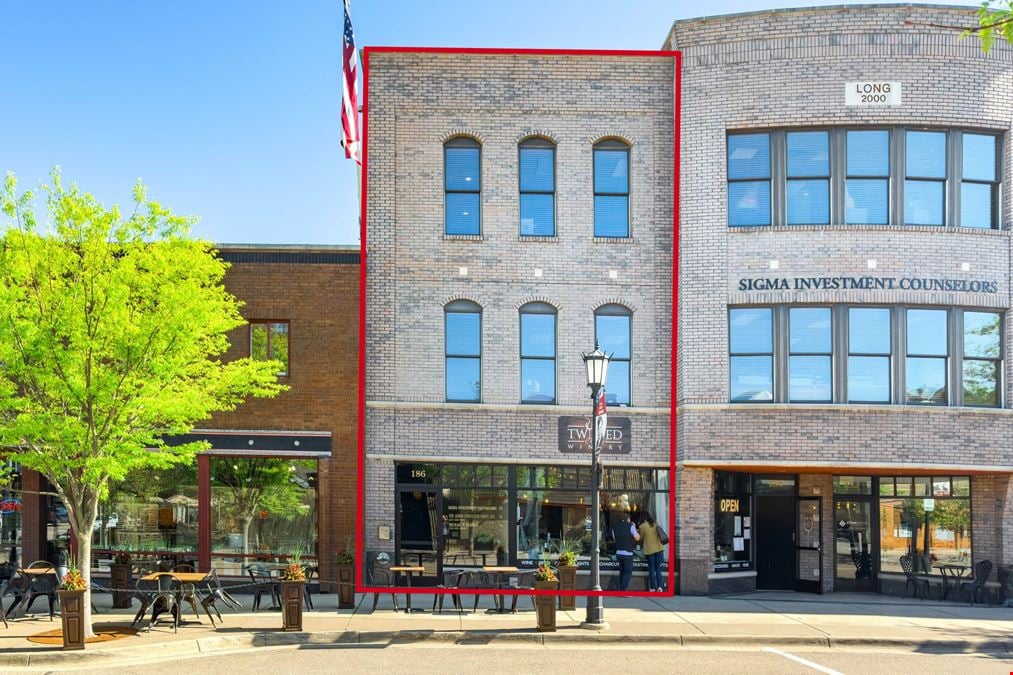 186 East Main Street