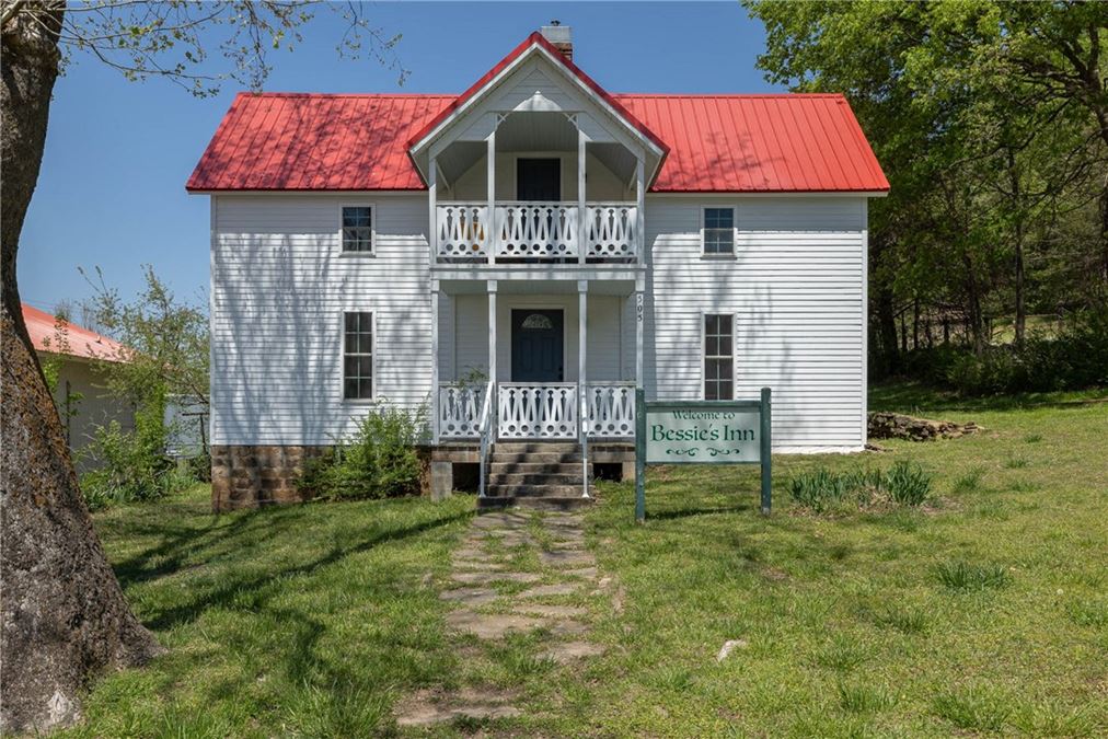 505 E Main St