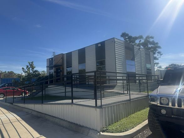 For Sale | Single-Tenant Flex Office | North Houston / Hardy Corridor