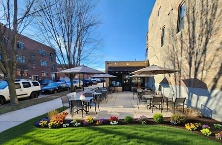 Retail space for Rent at 3566 S. Halsted St. in Chicago