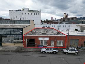 Manufacturing Facility Near I-5 & Fremont Bridge