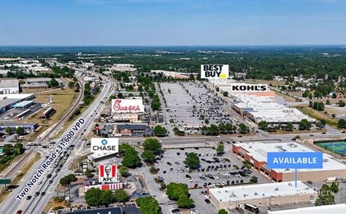 ±5,700-SF Subdividable Retail Space Available in North Pointe Shopping Center