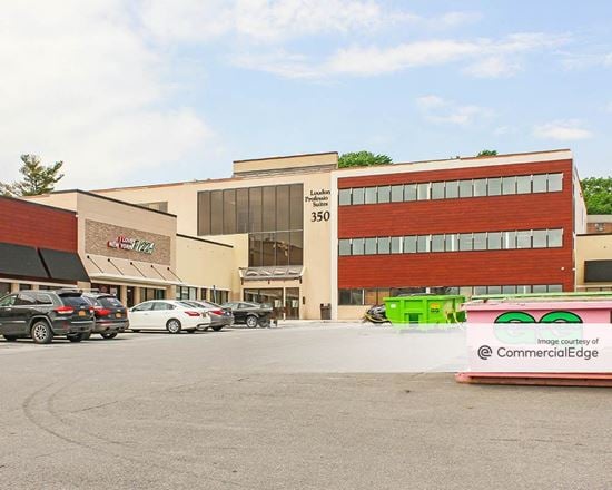 Loudon Plaza