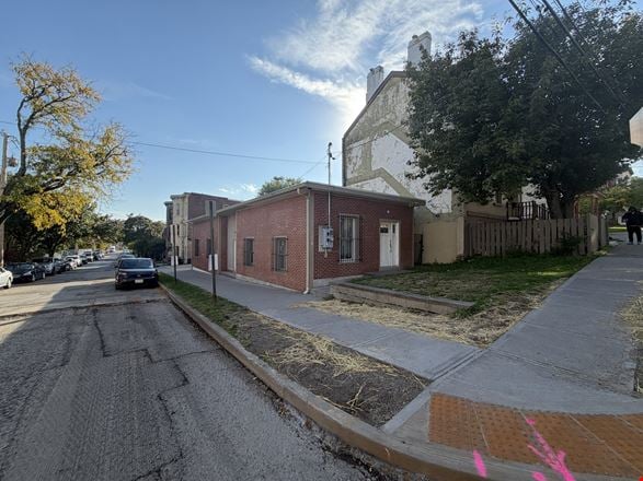 171 1st St.