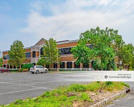 100 Commons Way