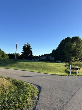 Star Valley Way | 5-Unit Value-Add Opportunity on 1 Acre