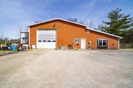 360 Eyster Dr