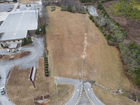 Photo of commercial space at  Battlefield Parkway in Fort Oglethorpe
