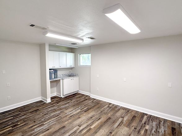 Renovated Office Suite along S Burnside Ave