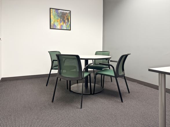 AZ, Phoenix - Desert Ridge Corporate