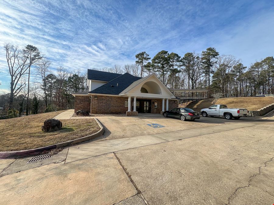 West Little Rock Office Building for Sale