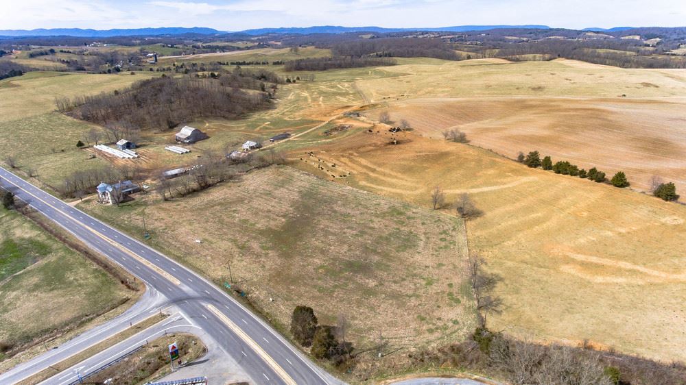 15 Acres on I-81 Exit 162