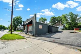 Bar/Restaurant for Sale
