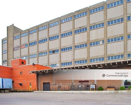 Industrial space for Rent at 1500 Roe Street in Dallas