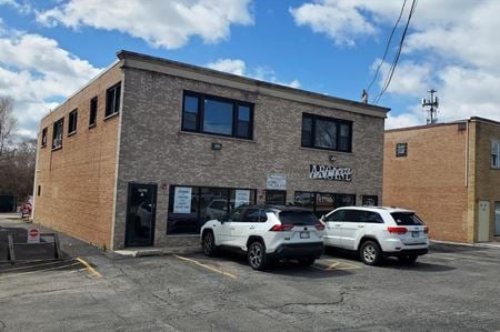 Photo of commercial space at 1346 W Irving Park Rd in Bensenville