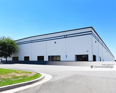 Industrial space for Rent at 7101 West Doe Avenue in Visalia