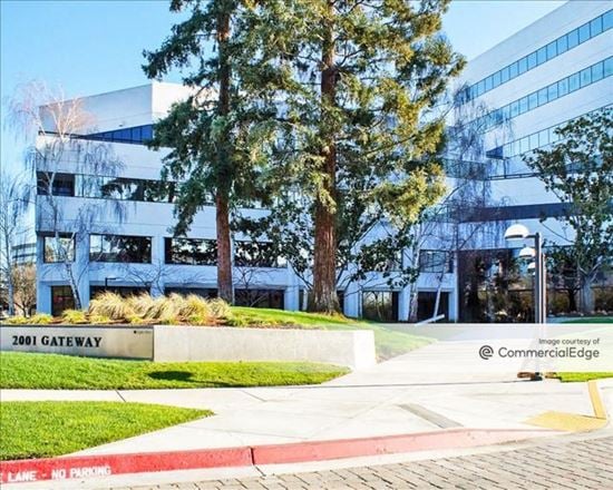 Airport Place - 2001 Gateway Place
