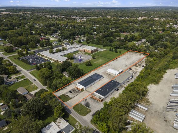 +/- 6,500 SF Industrial Space w/ 2.5 Acres Outdoor Storage