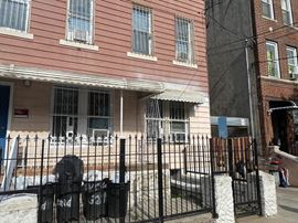 321 Milford St