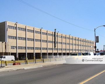 4800 & 5000 West Roosevelt Road