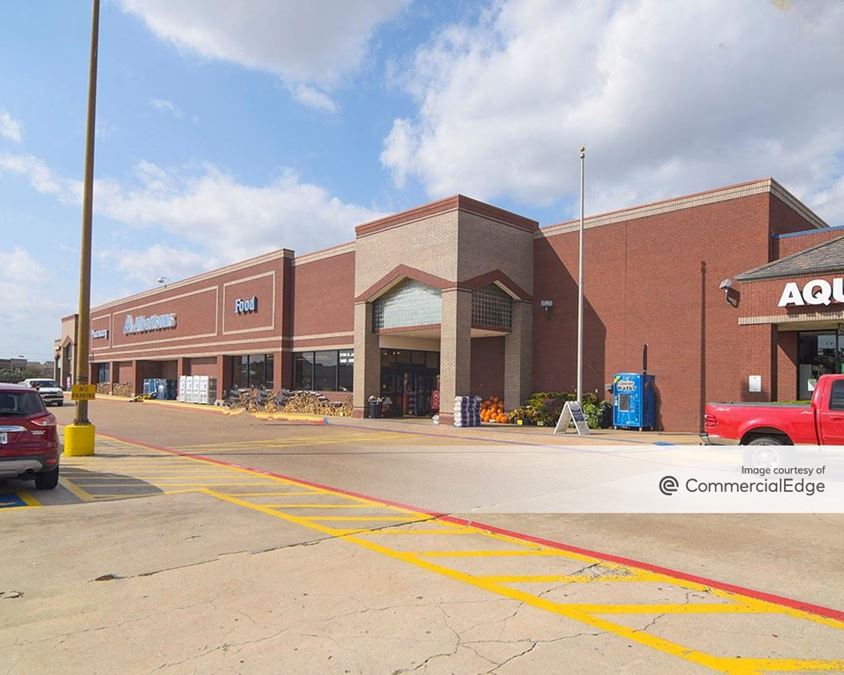 2150 North Josey Lane, Carrollton Retail Space For Lease