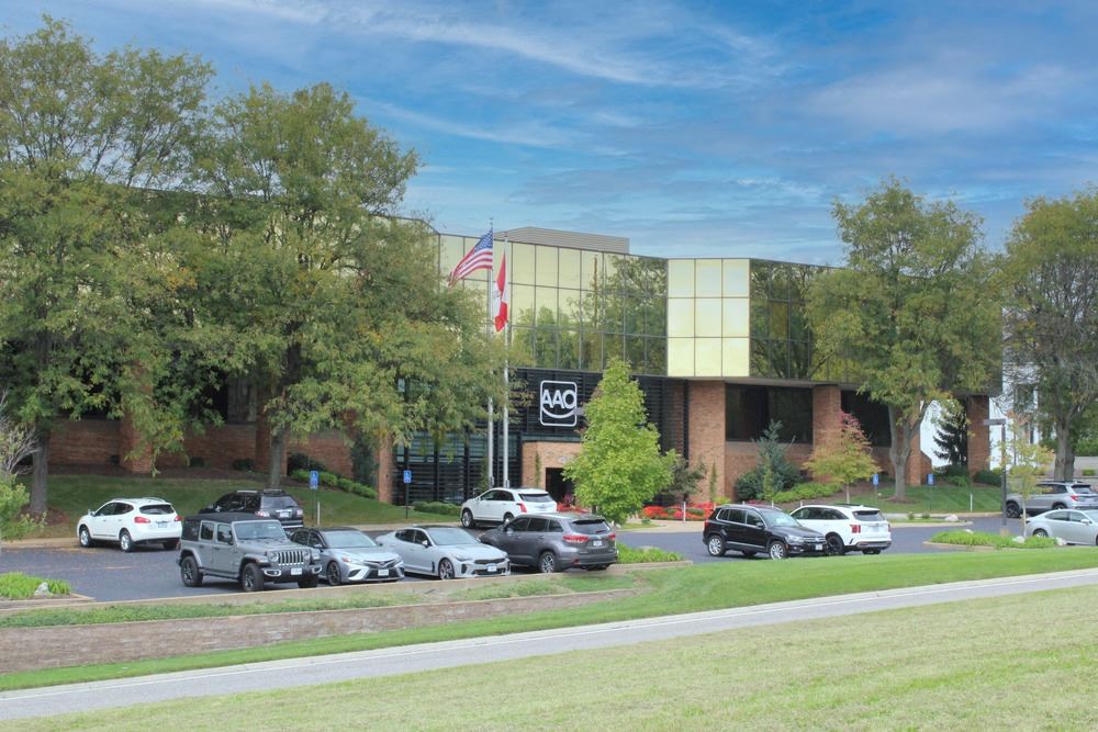 401 N. Lindbergh Boulevard, Saint Louis, MO CommercialSearch